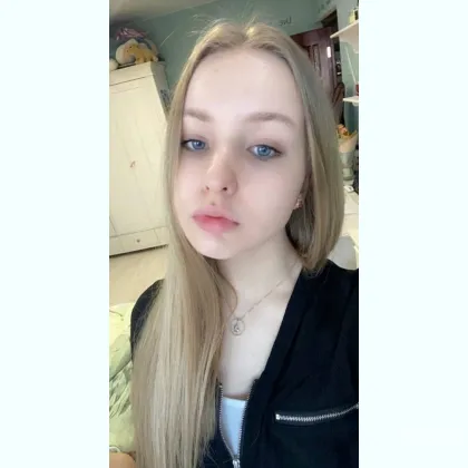 Я тут, щоб дарувати тобі насолоду - тілом, губами і уявою.