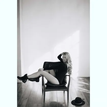 Шалю Виртуально .Реала нет .Сочные видео и фоточки ,Интиим ПереПиска