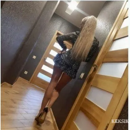 Высокaя,стройня ,спортивная, ухоженная. Дома одна, звони.